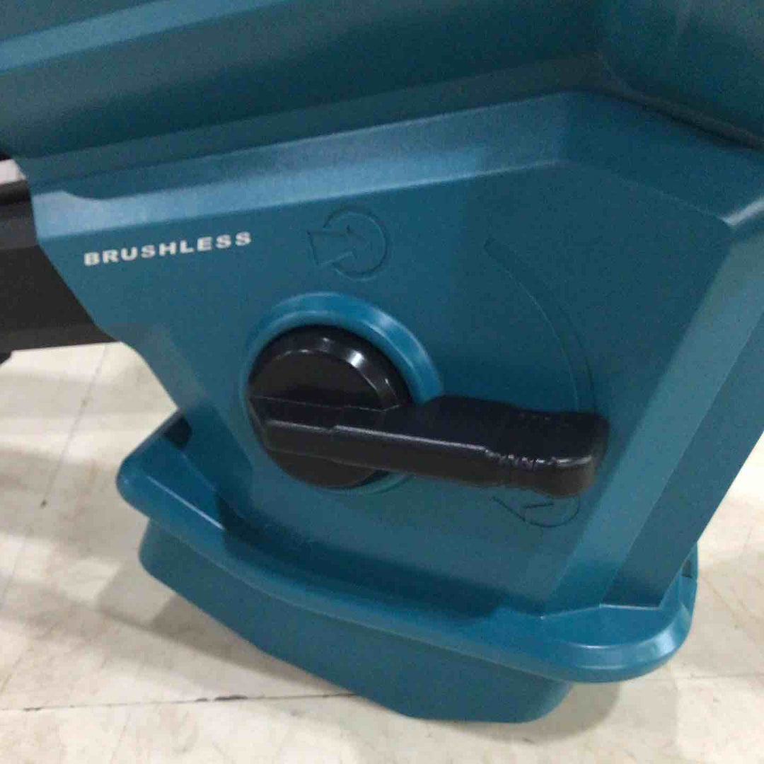★マキタ(makita) コードレスブロワ集じん機 MUB187DZ【川口店】