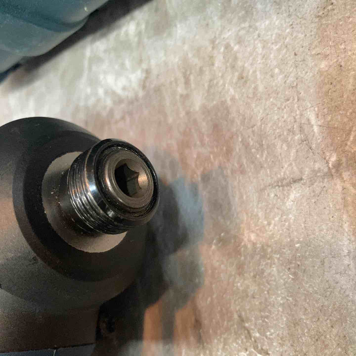 【中古品/美品】◇ボッシュ(BOSCH) 18Vバッテリー インパクトドライバー GDR18V-160 バッテリー3個・充電器付き【八潮店】