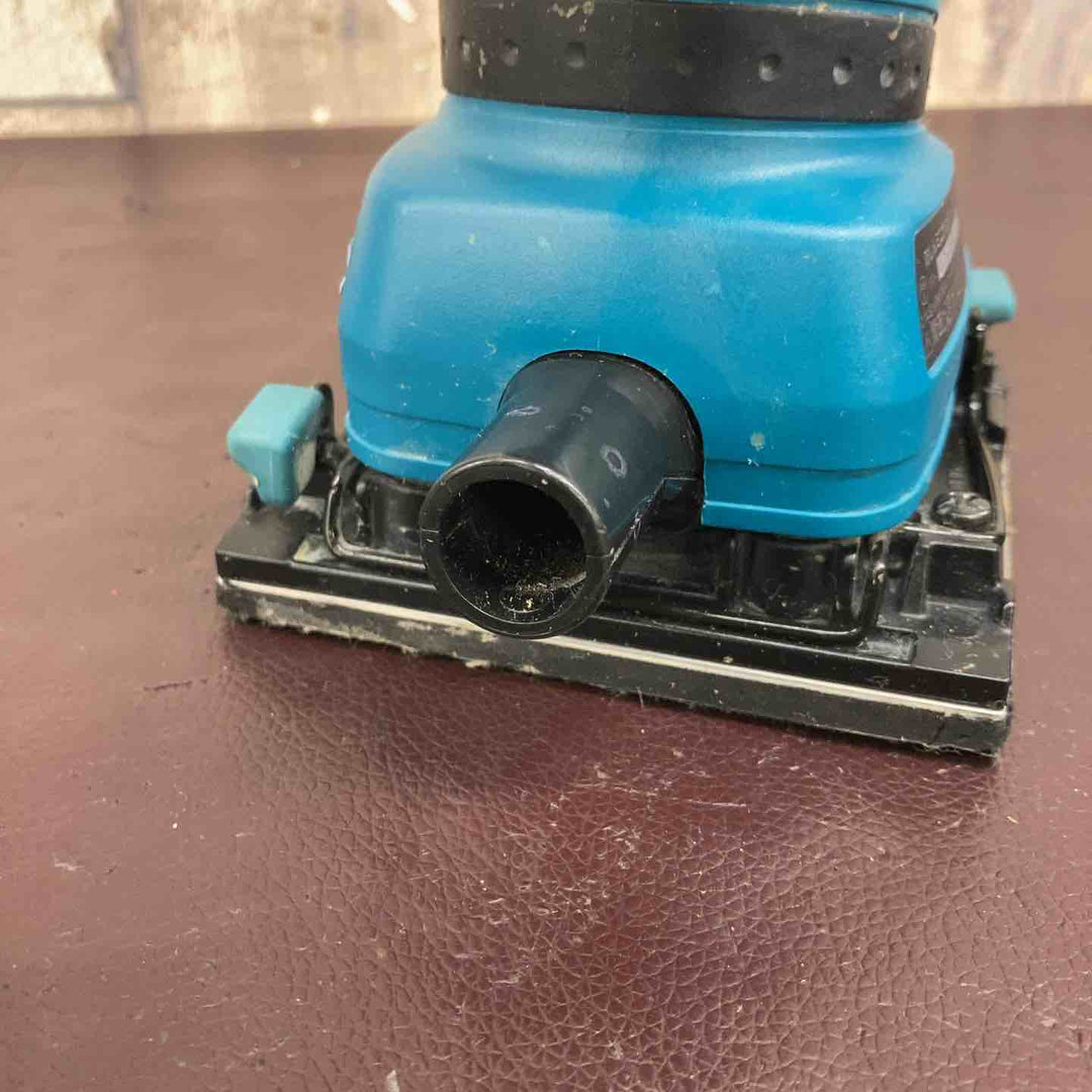 【中古品】マキタ(makita) 防じんミニサンダ BO4555【東大和店】