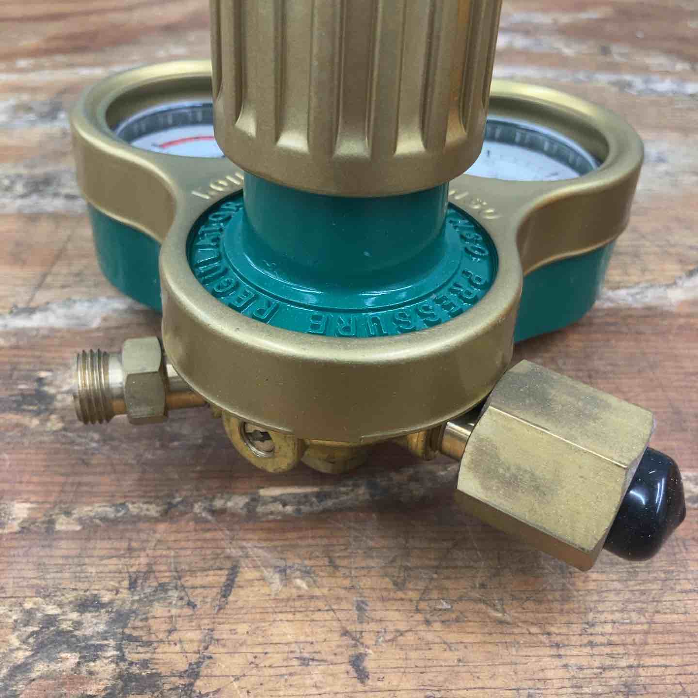 ◇小池酸素 容器圧力調整器 セフティゴールドⅡ SGⅡ-1 (酸素用)【柏店