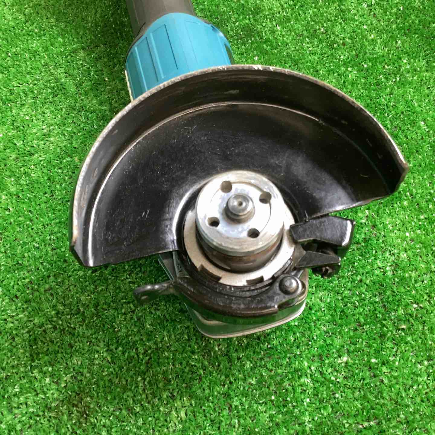 ☆マキタ(makita) 100mmコードレスディスクグラインダ GA001GZ【越谷店
