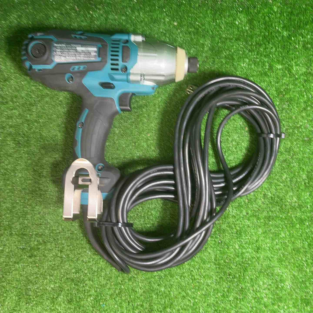 ☆マキタ(makita) インパクトドライバ TD0220【藤沢店】