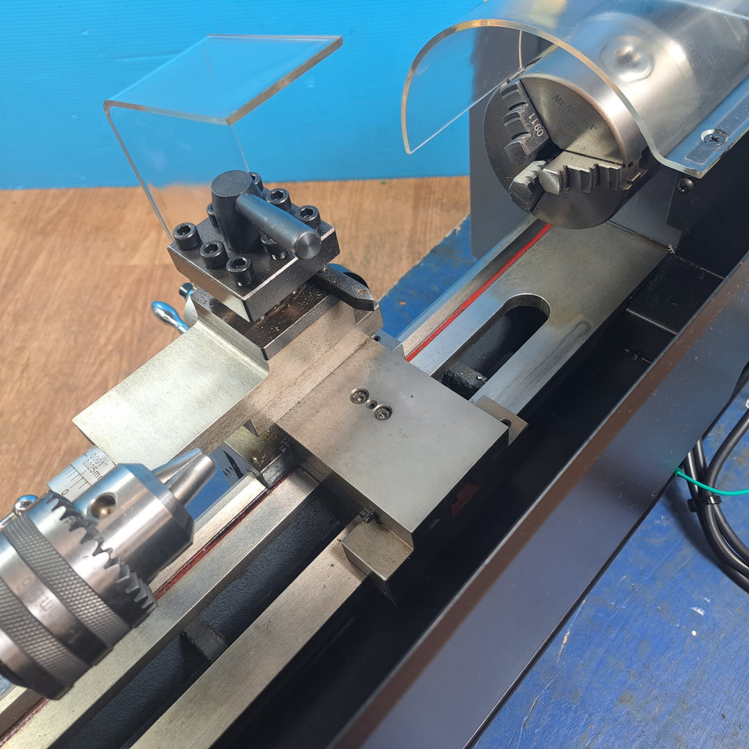 【店頭受取り限定】東洋アソシエイツ ミスターマイスター(Mr.Meister) 卓上ミニ旋盤 compact9 超硬バイト4本セット付【岩槻店】