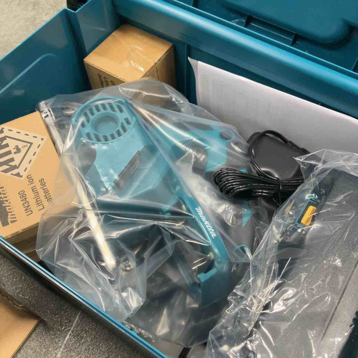 【未使用品】 マキタ(makita) コードレスチップソーカッター CS553DRGXS【藤沢店】