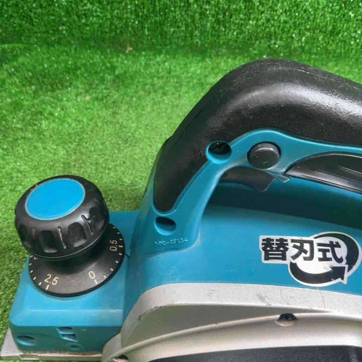 マキタ(makita) 電気カンナ KP0800A【藤沢店】