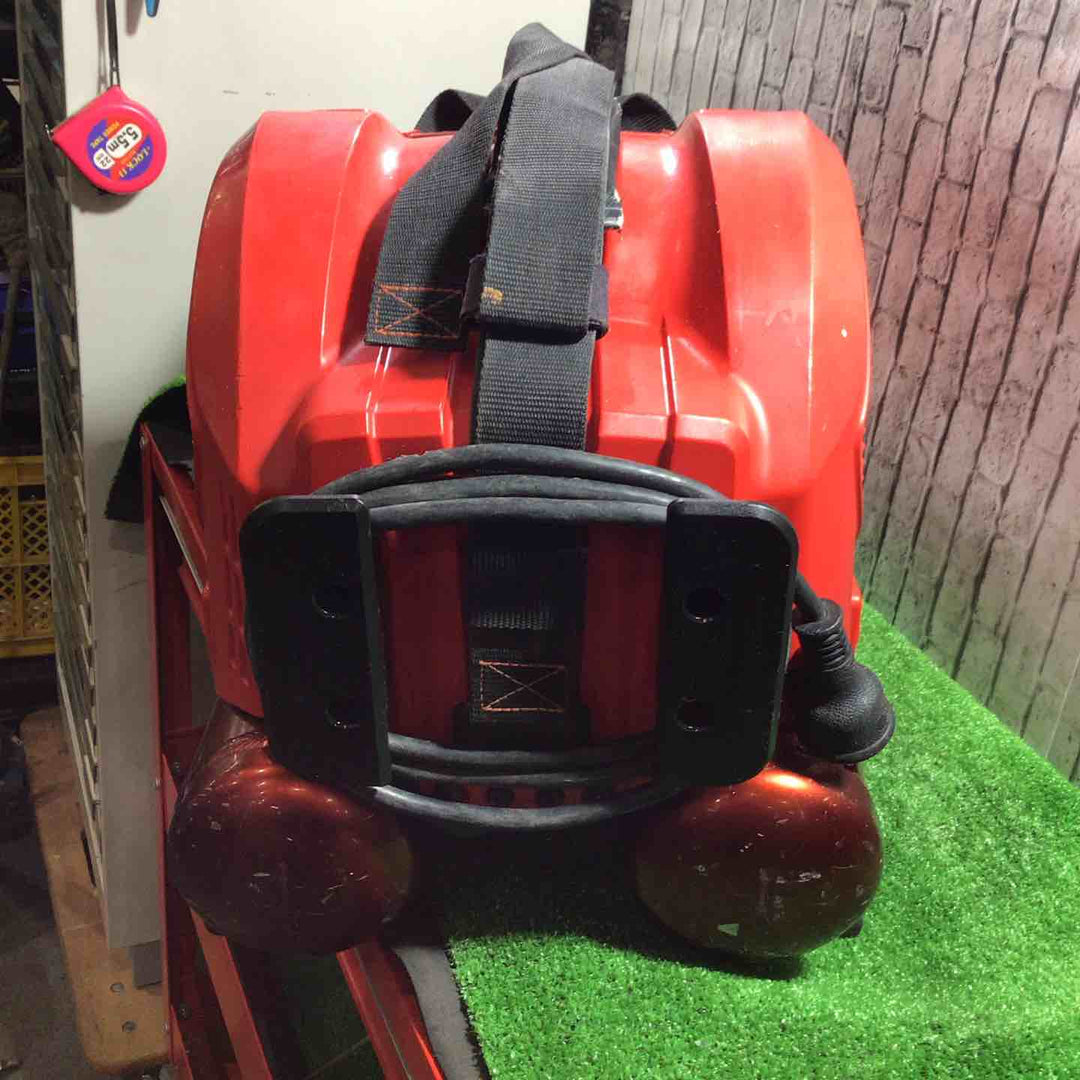 ★マックス(MAX) エアコンプレッサー AK-HH1110E2【川口店】