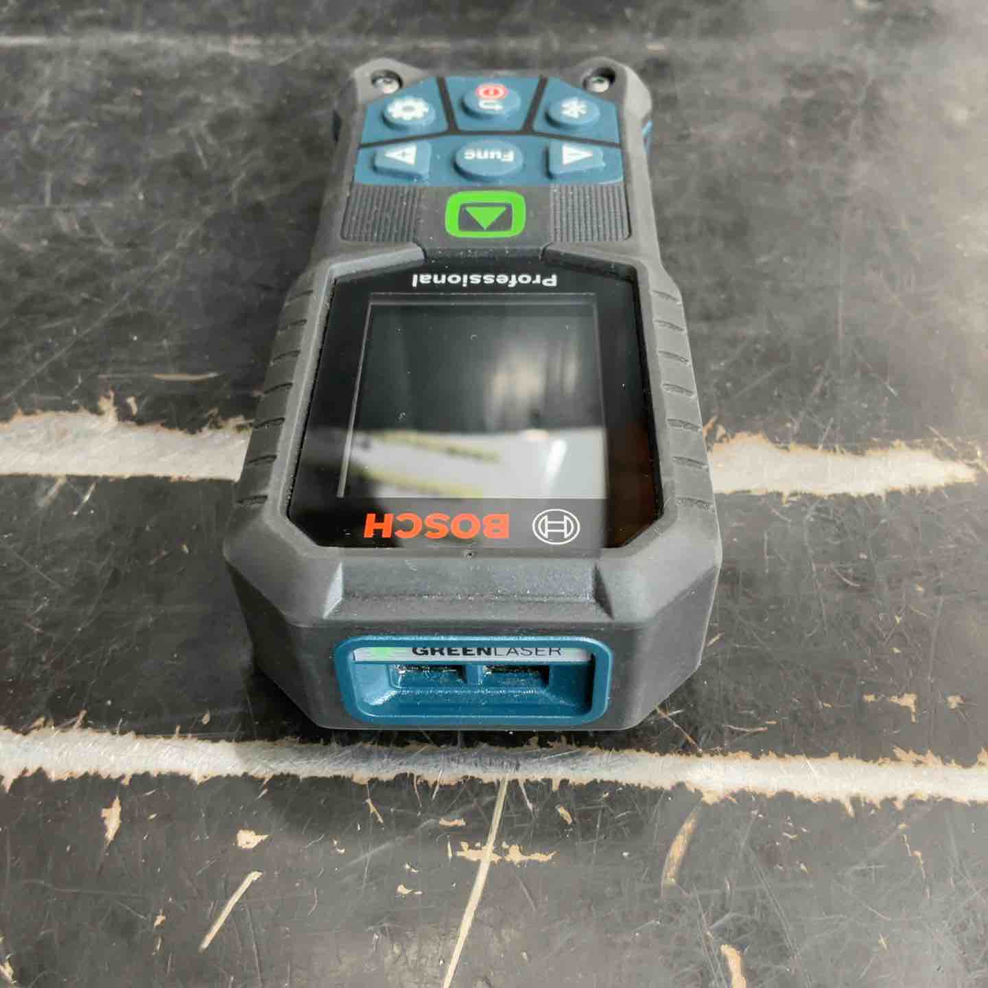 ◇ボッシュ(BOSCH) グリーンレーザー距離計 GLM50-27CG【草加店