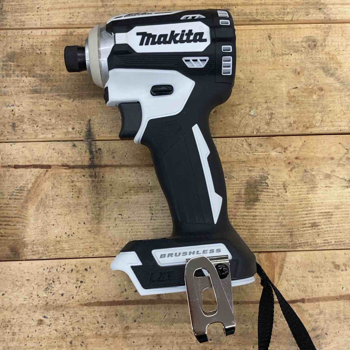 マキタ TD171DRGXW インパクトドライバー【リライズ野田愛宕店】【店頭取引限定】【中古】【管理番号：ITS2DWGD3FBM】 マキタ makita TD171DRGXW インパクトドライバー【リライズ野田愛宕店