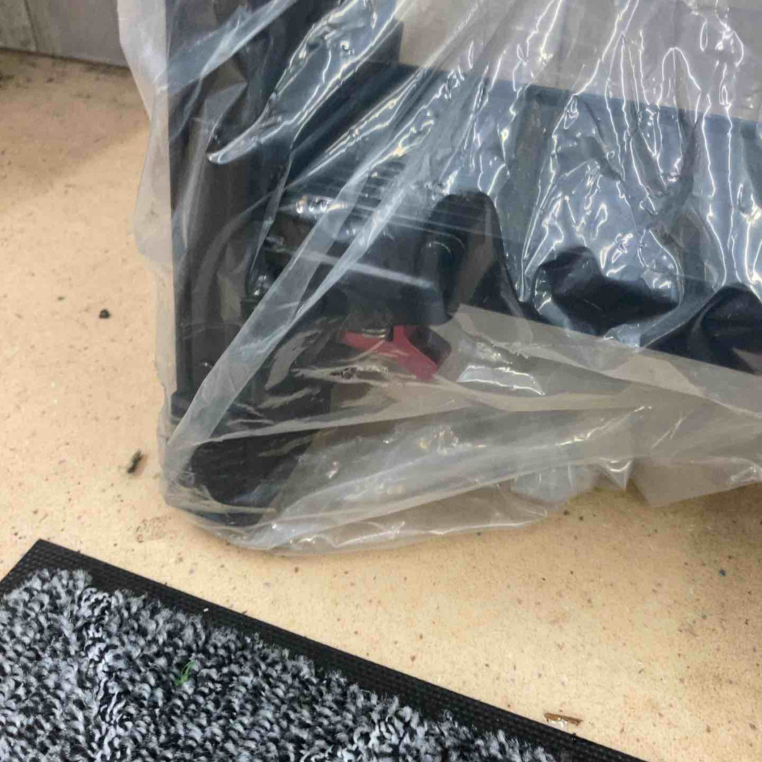 【未使用品(店頭展示品)】長谷川工業(Hasegawa) BLACK LABEL 伸縮式はしご兼用脚立(ワンタッチバー付) RYZB-21a (1.91~2.22m) (10912) 7段【東大和店】