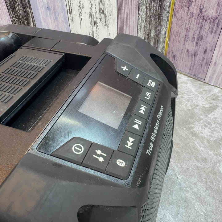 ◇マキタ(makita) コードレススピーカー(黒) MR203B【八潮店】