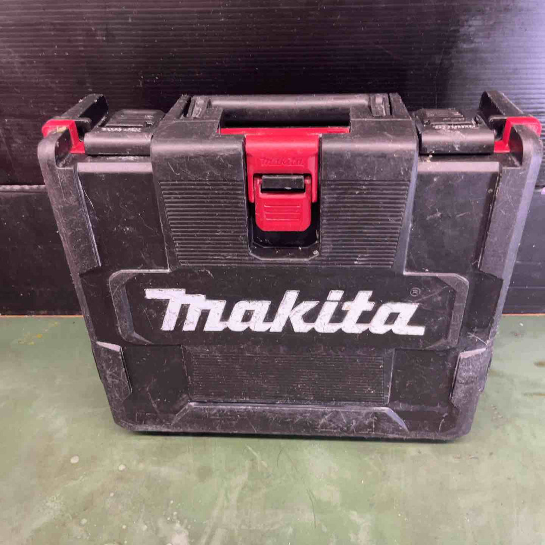 ★マキタ(makita) コードレスインパクトドライバ TD003GRAX　40Vバッテリー2個付き、充電器付属【戸田店】