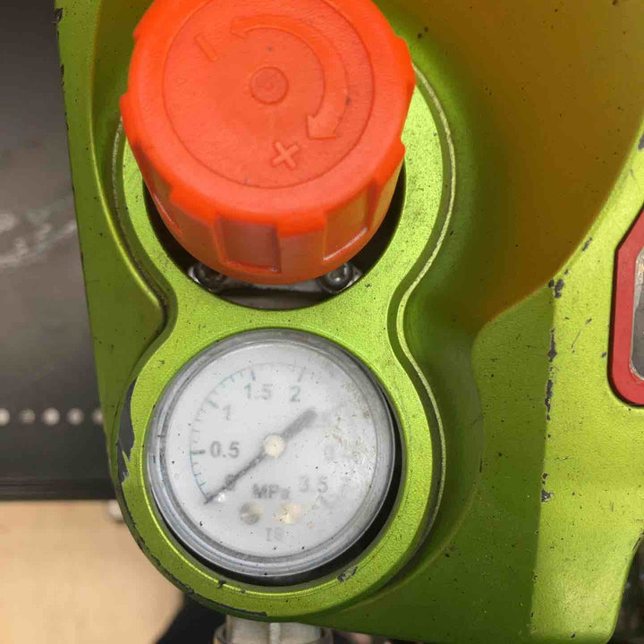 ◇マックス(MAX) 常圧/高圧エアコンプレッサー AK-HL1270E2 ブライトグリーン【川越店】