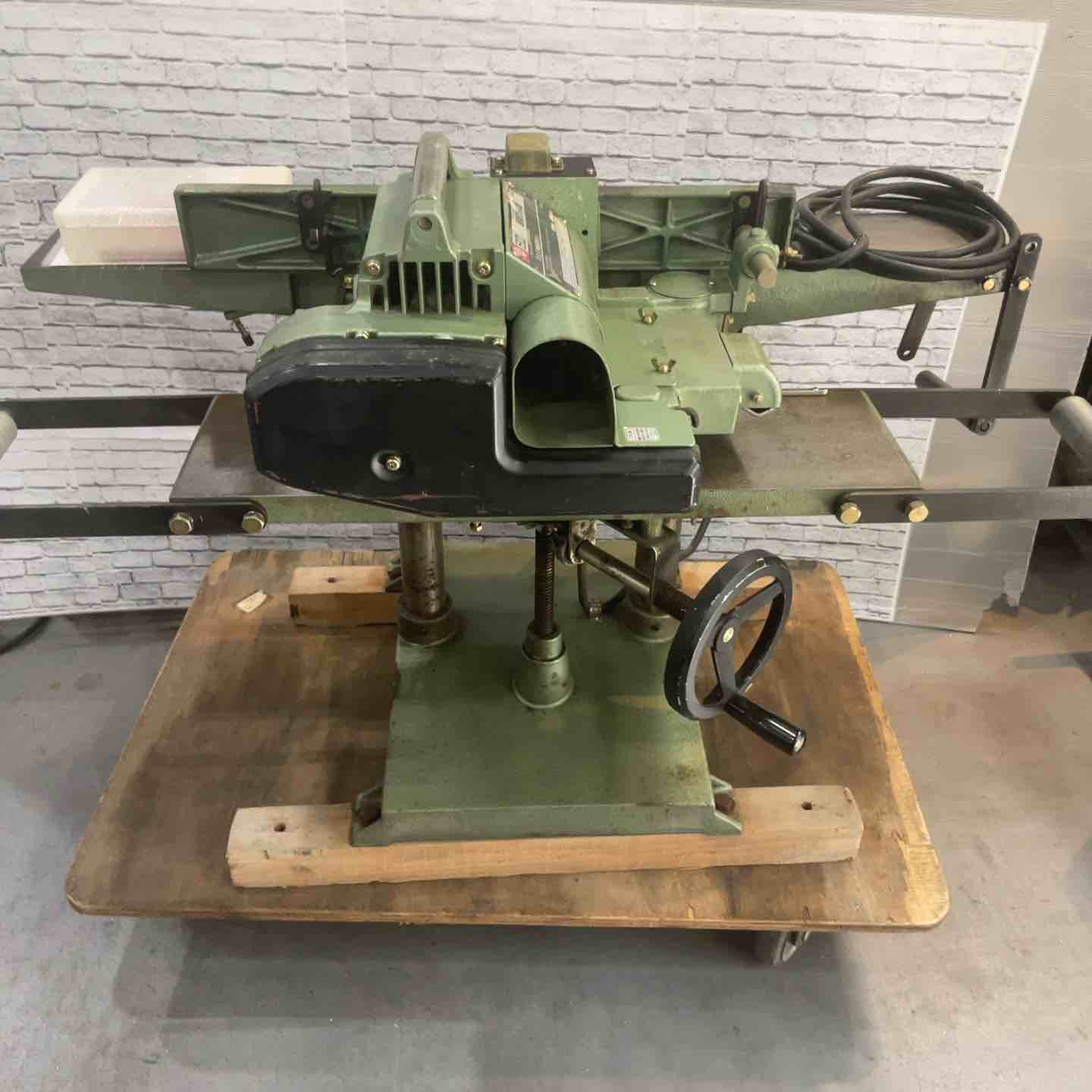 日立　自動カンナ盤　P50F 日立自動かんな盤 p50f 【公式通販】