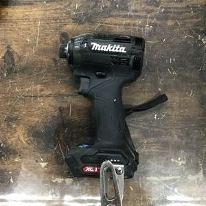 ★マキタ(makita) コードレスインパクトドライバー TD002GZB【戸田店】