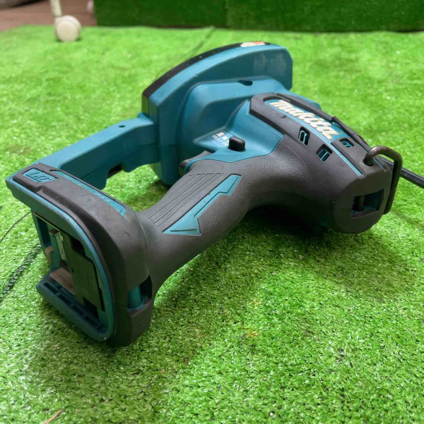 マキタ(makita) コードレス全ネジカッター SC102DZ【桶川店】 – アクト