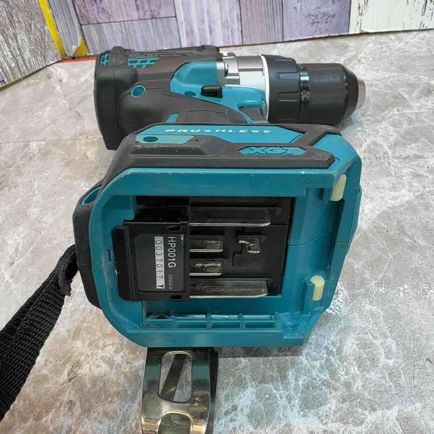 ☆マキタ(makita) コードレス振動ドリルドライバー HP001GZ【八潮店