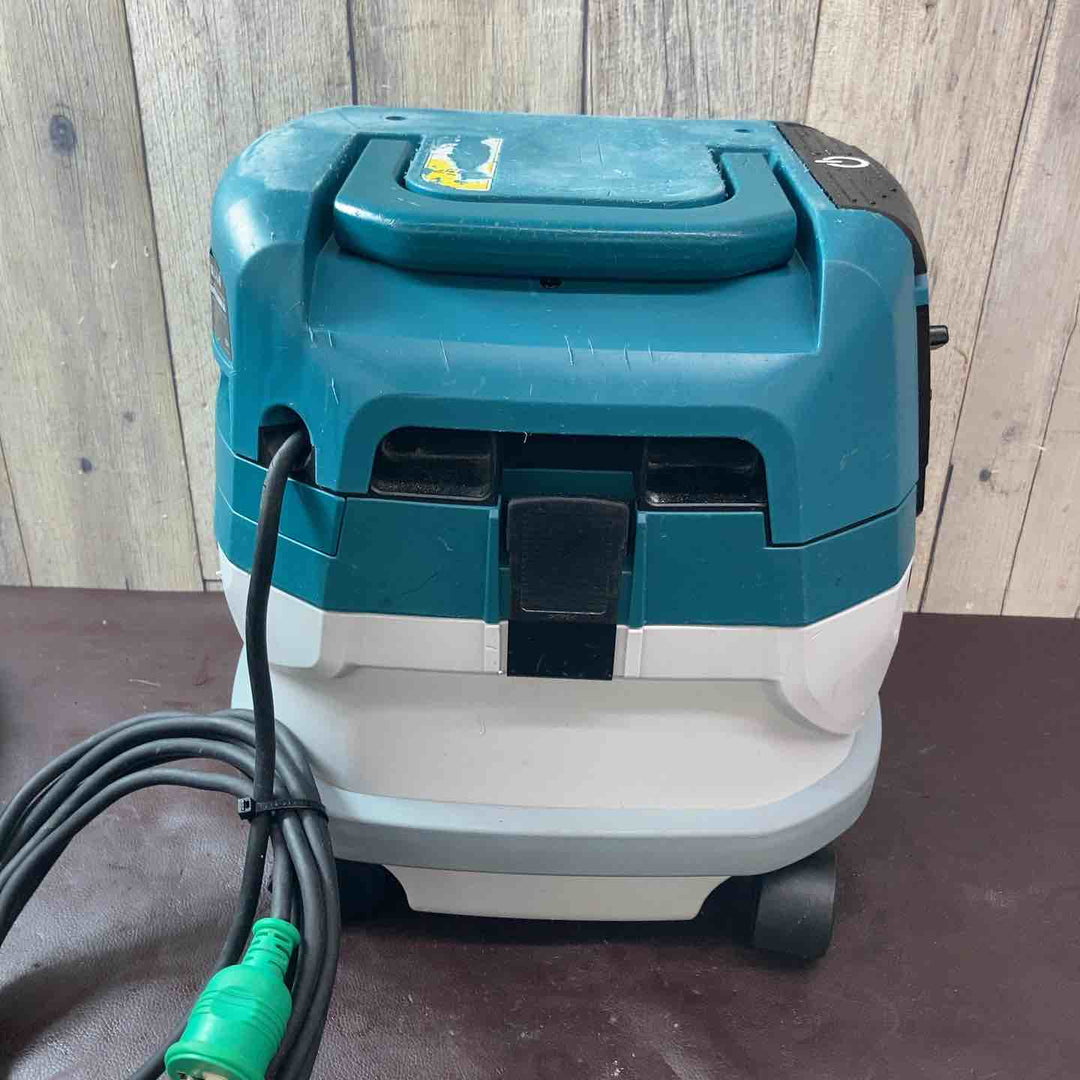 【中古品】 マキタ(makita) 集じん機 乾式 VC0830 連動機能 【東大和店】