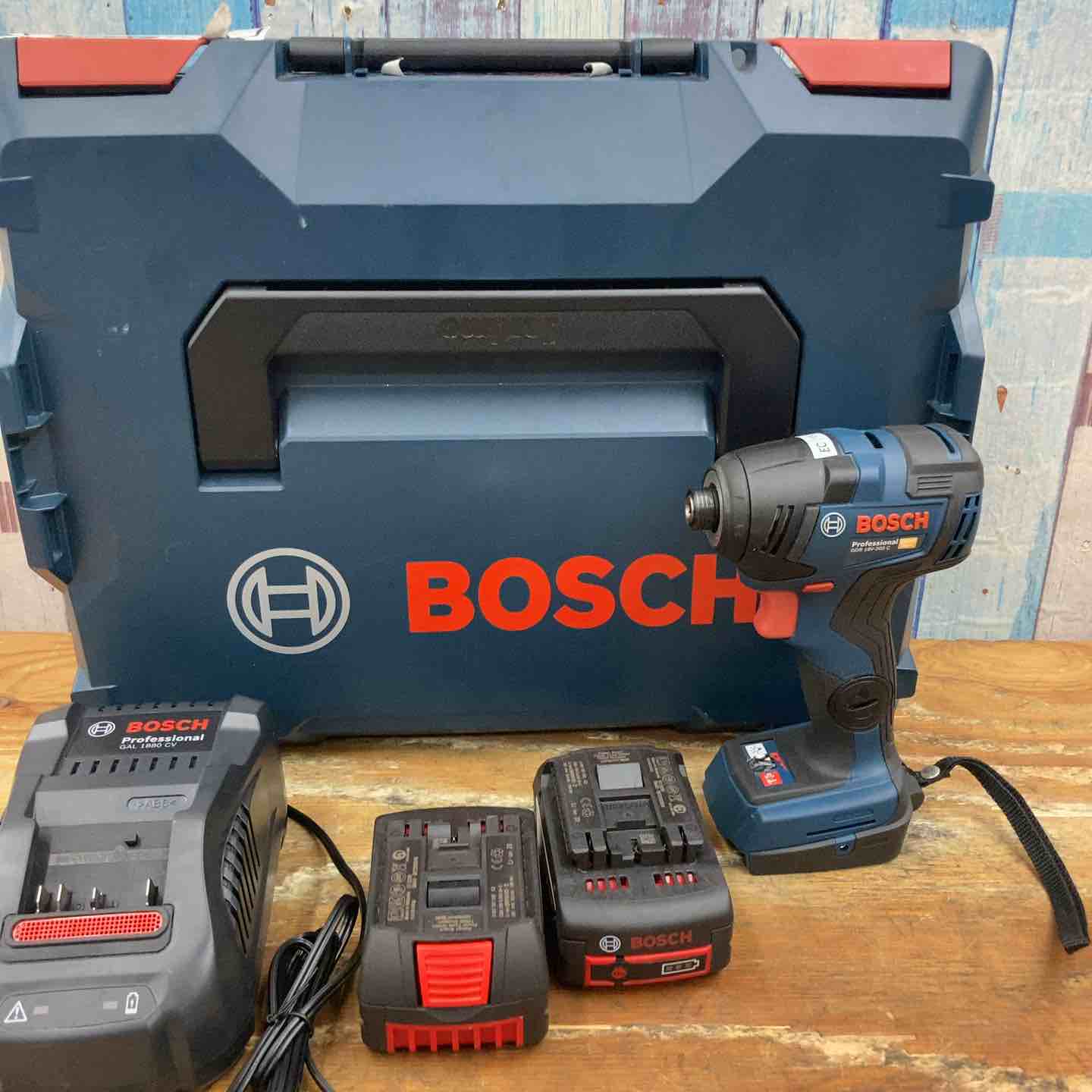 ◇ボッシュ(BOSCH) 高圧洗浄機 UA125 (Universal Aquatak 125)【草加店