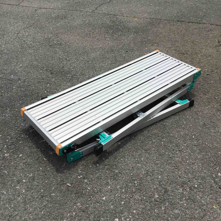 【現状品 / 店頭受取り限定】 ハセガワ/Hasegawa アジャスタ付き足場台 DRSW2.0-1200C 【鴻巣店】
