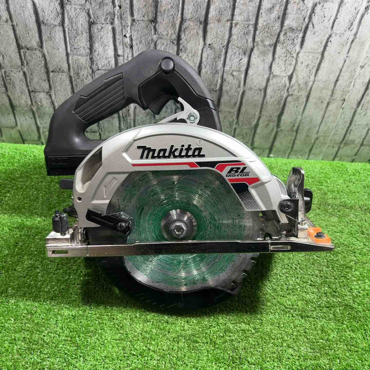★マキタ(makita) 18V コードレス丸のこ HS631DZB 本体のみ【川口店】
