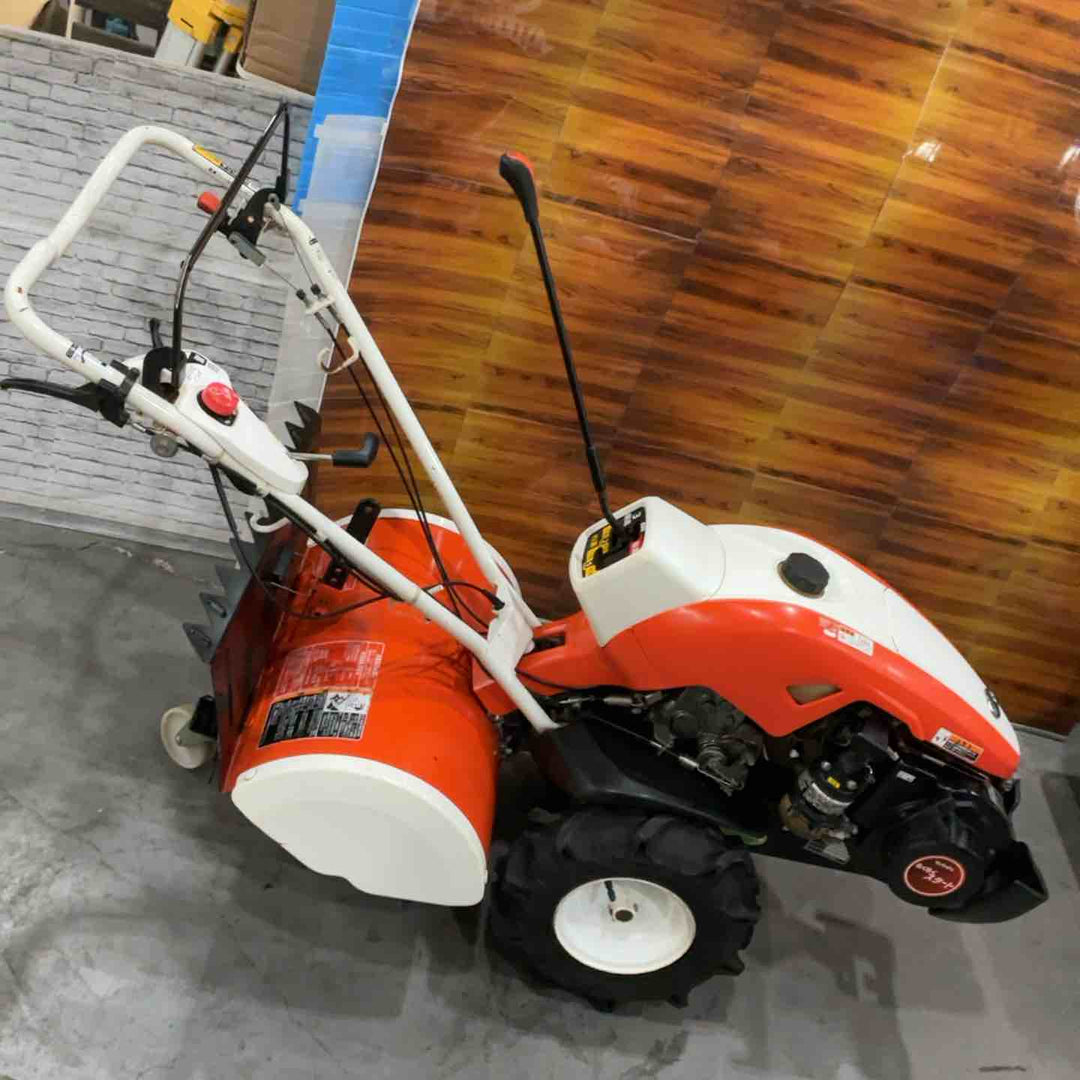 【店頭受取り限定】クボタ　農用トラクター　TRS700【川口店】