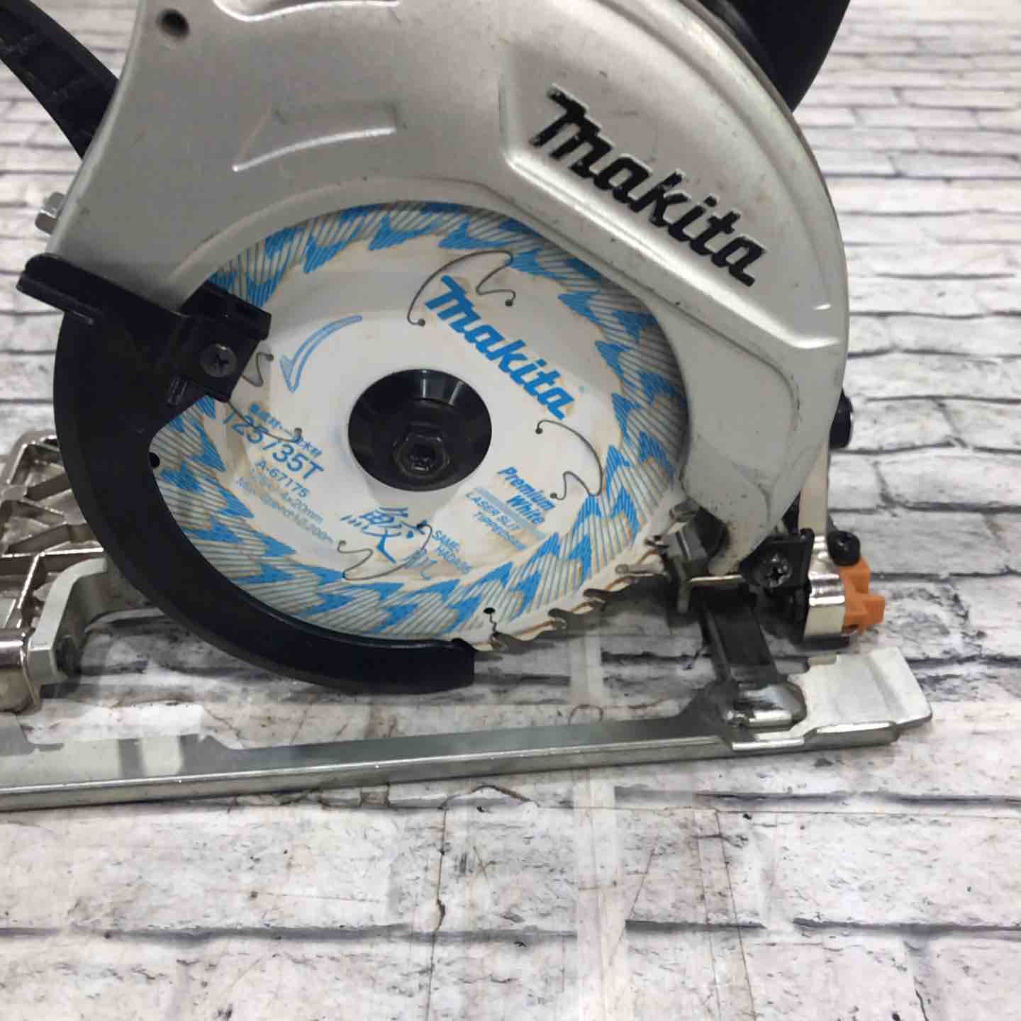 ☆マキタ(makita) コードレス丸のこ HS471DZB【川口店】 – アクト