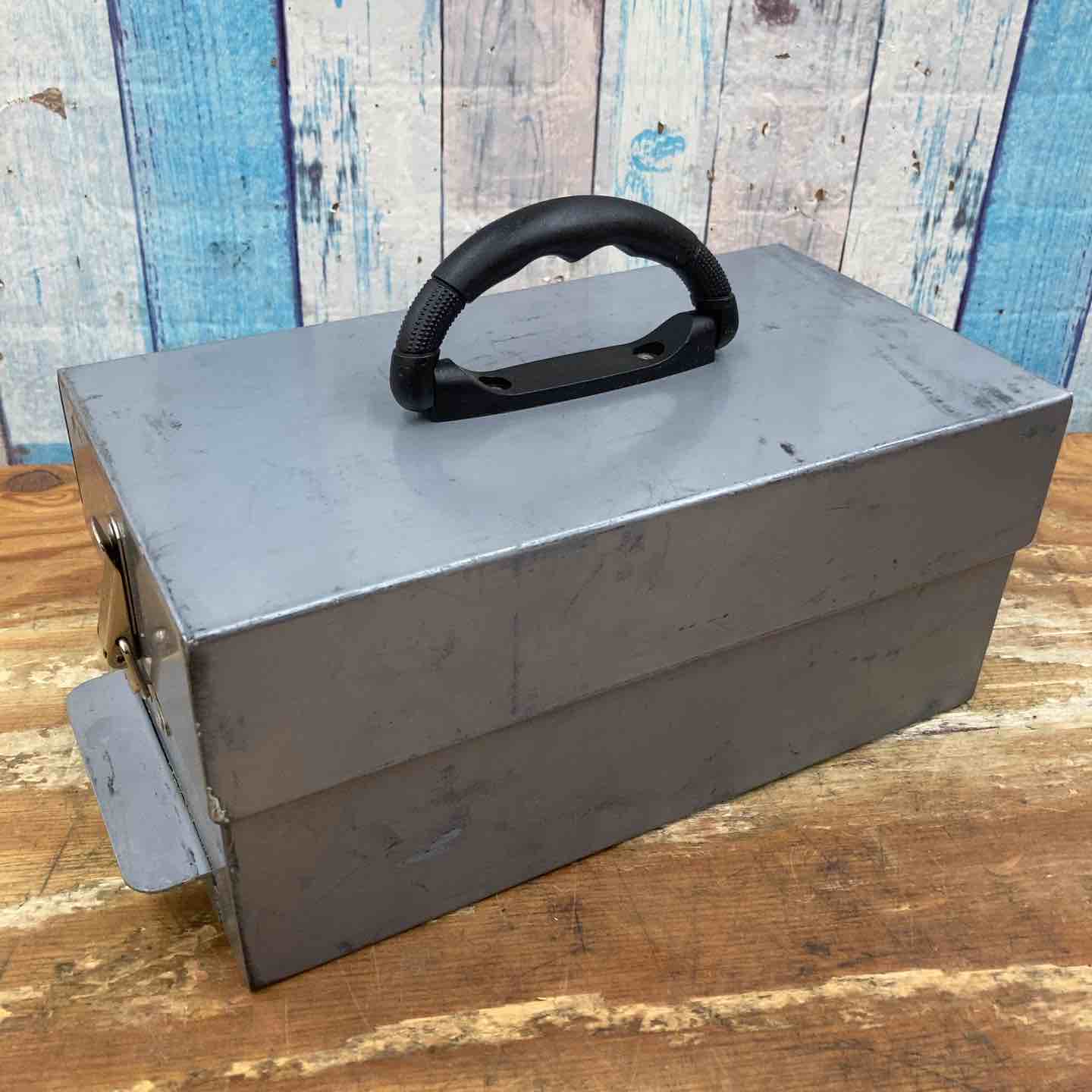 未使用品 シゲマツ 電動ファン付き呼吸用保護具(直結式) Sy185-H(M) 重松製作所 シゲマツ 電動ファン付き呼吸用保護具(直結式) Sy185