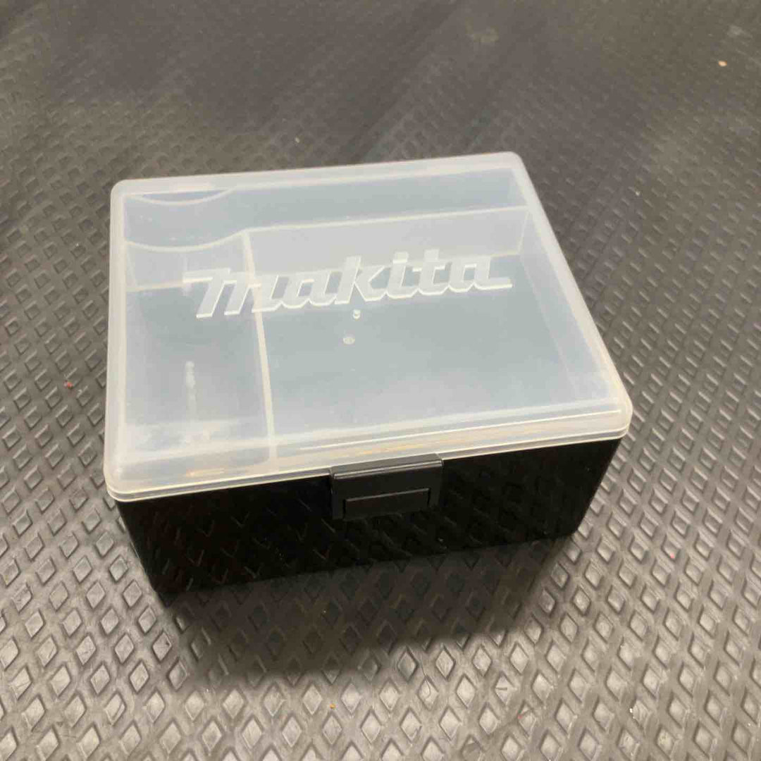 ★マキタ(makita) コードレスペンインパクトドライバー TD022DSHXO【鴻巣店】