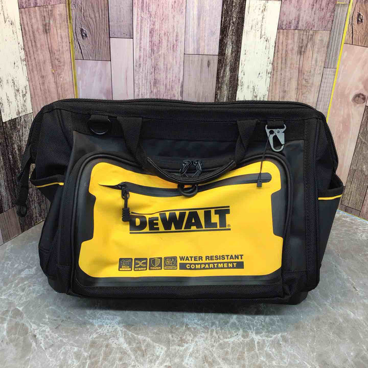 デウォルト(DEWALT) ワイドオープン型バッグ 撥水 撥塵 耐久性 収納ケース ツールバッグ 収納BOX 工具箱 道具袋 鞄 DIY ストレージ DWST60103-1【八潮店】