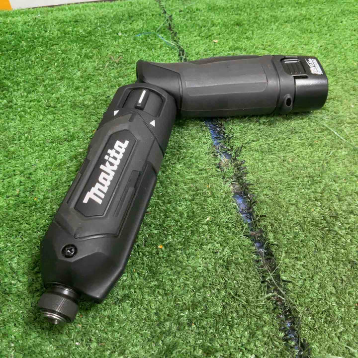 ★マキタ(makita) コードレスペンインパクトドライバー TD022DSHXB【草加店】