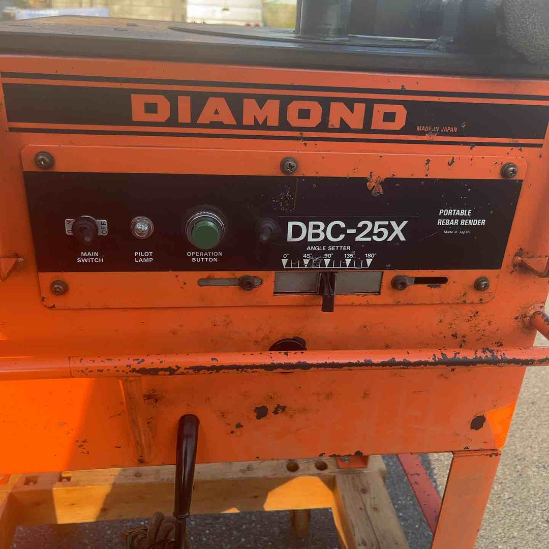 【店頭受取り限定】IKK DIAMOND 鉄筋ベンダーカッター DBC-25X ※天板一部欠損※ ローラー6点・フットスイッチ付【岩槻店】