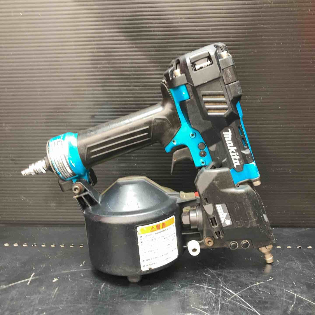 ★マキタ(makita) 高圧エア釘打ち機 AN514HM【川越店】