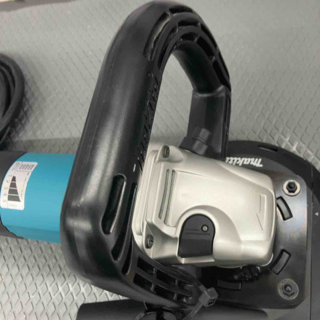 ★マキタ(makita) 125mm電子コンクリートカンナ PC5010C【所沢店】