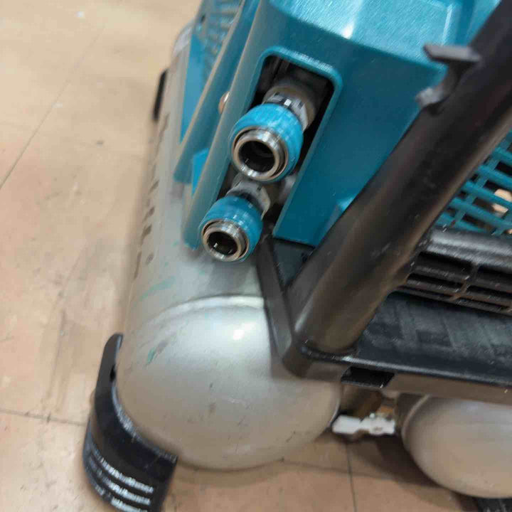 ★マキタ(makita) 高圧エアコンプレッサ AC462XL【草加店】
