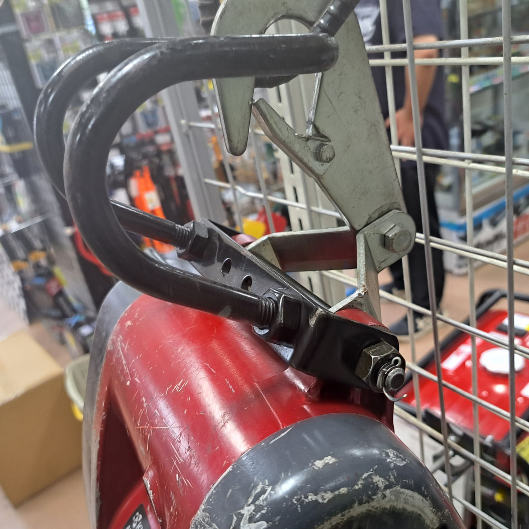 【店頭受取り限定】 京セラ KYOCERA 電動ウインチ AWIM125B  31m仕様 100V 最大吊揚荷重130kg【草加店】