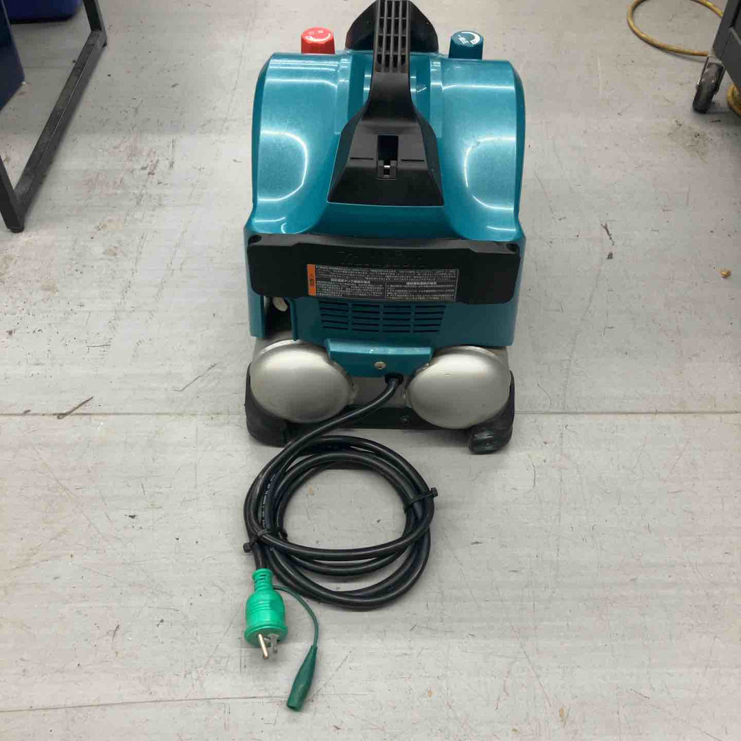 ★マキタ(makita) エアコンプレッサー AC462XS【戸田店】
