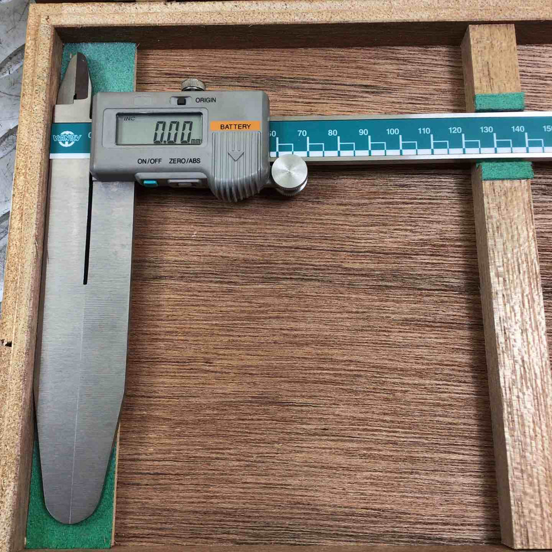 カノン デジタル ロングジョウノギス E-LSM20BL【川崎店】