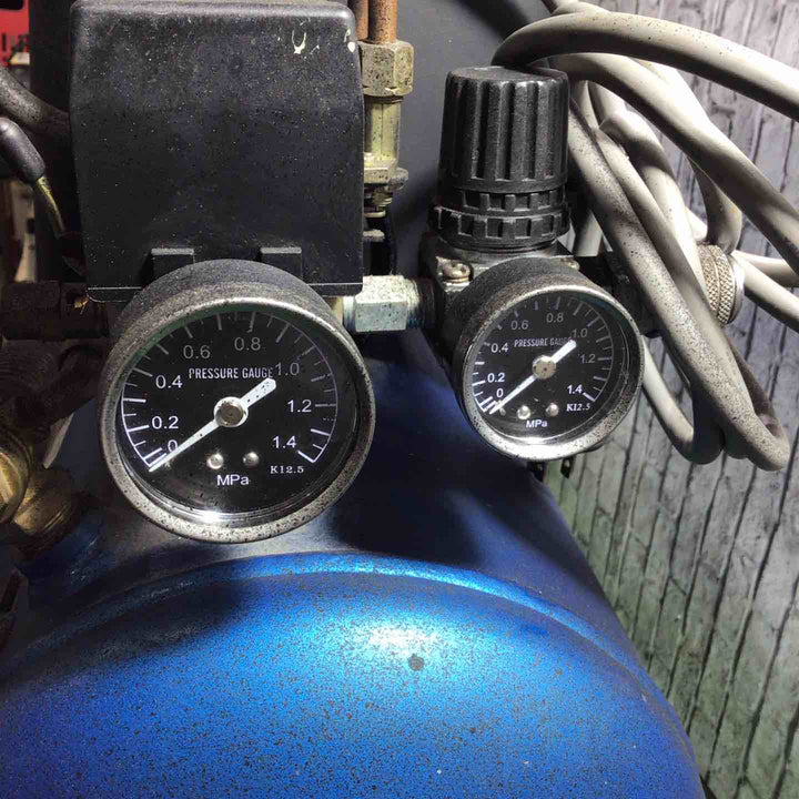 【店頭受取り限定】◇藤原産業 オイルレスエアコンプレッサー AM15-25【川口店】