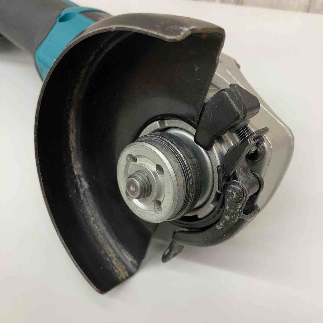 ☆マキタ(makita) 100mmコードレスディスクグラインダ GA404DZN (GA404DN)【戸田店】