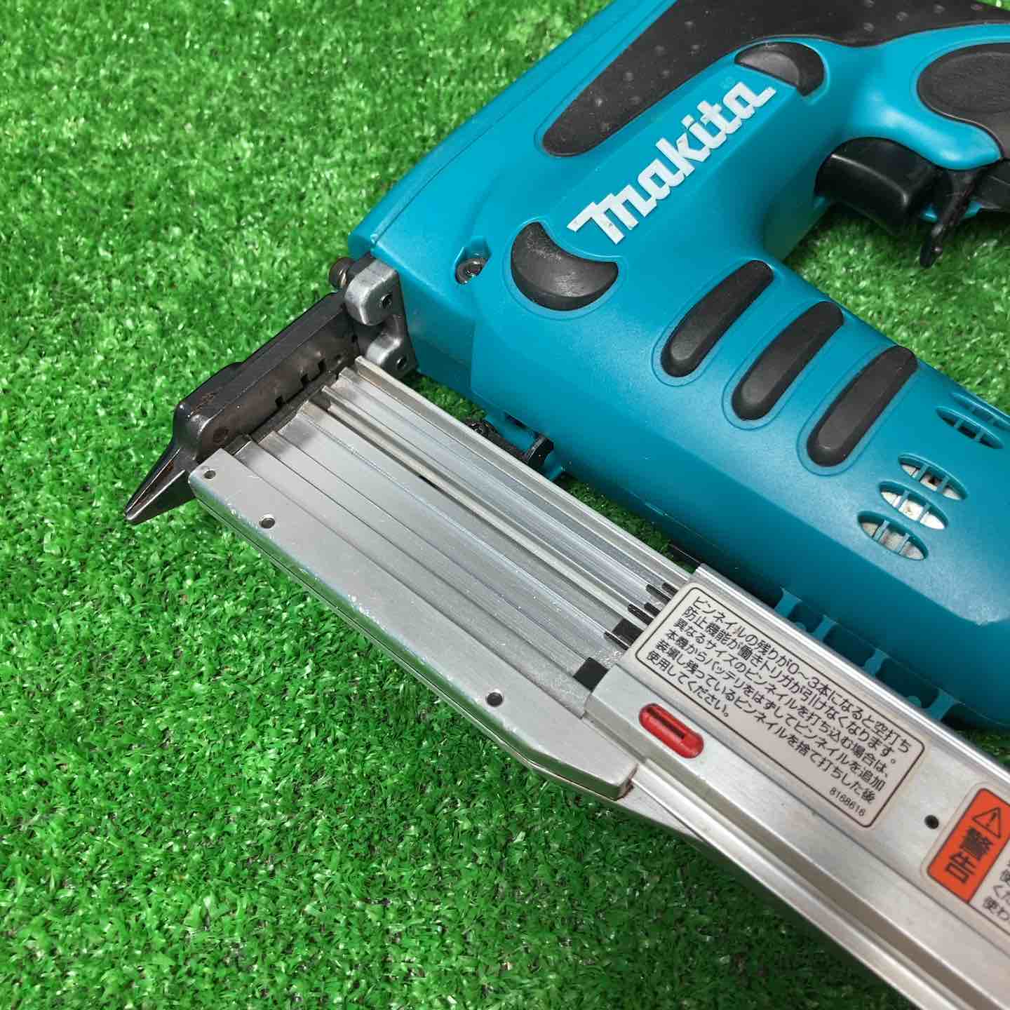 ◇マキタ(makita) コードレスピンネイラ PT350DZK 3.0Ahバッテリー専用