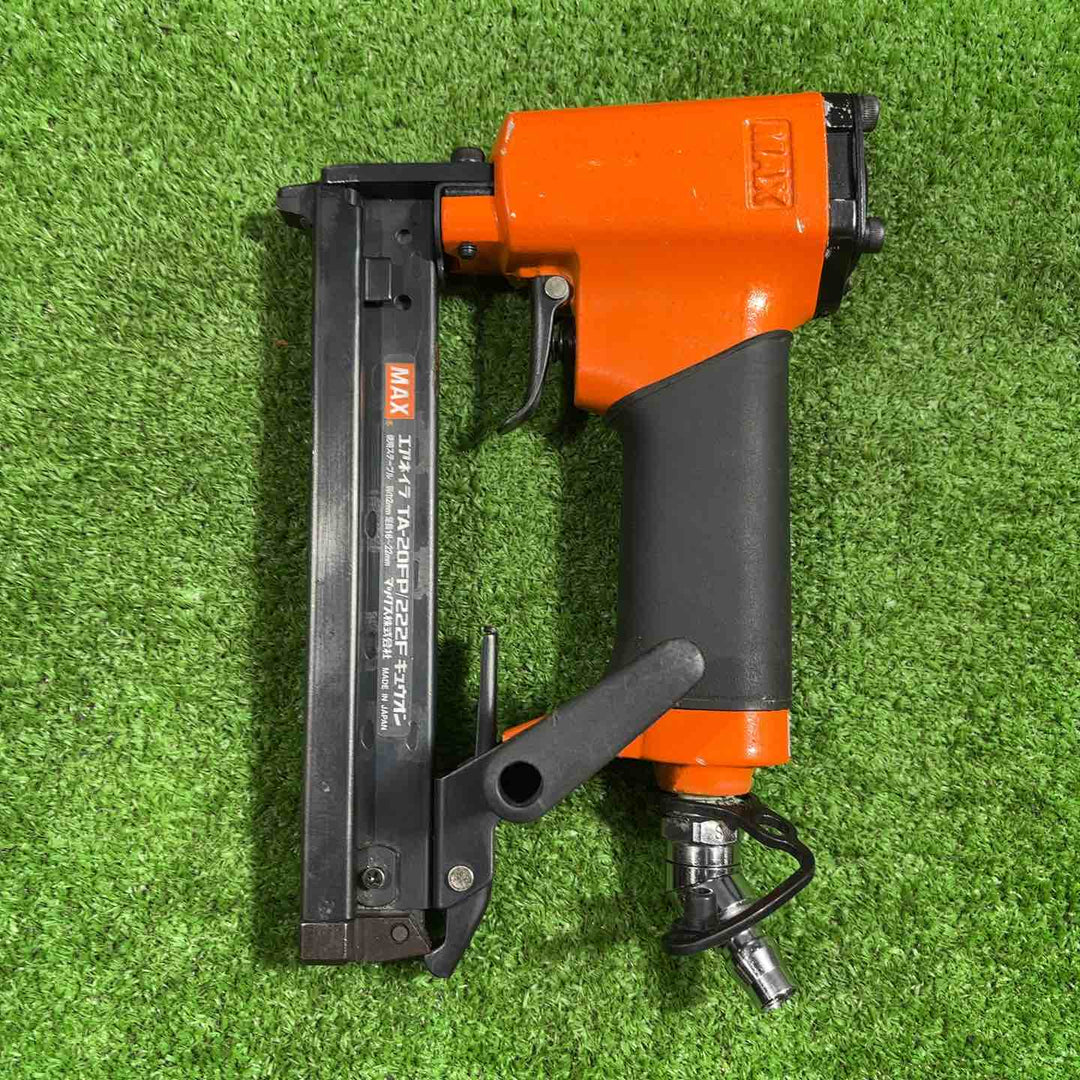 ◇マックス(MAX) 常圧エアタッカ F線ステープル用 (TA-20FP/222Fキュウオン) 本体のみ【川口店】