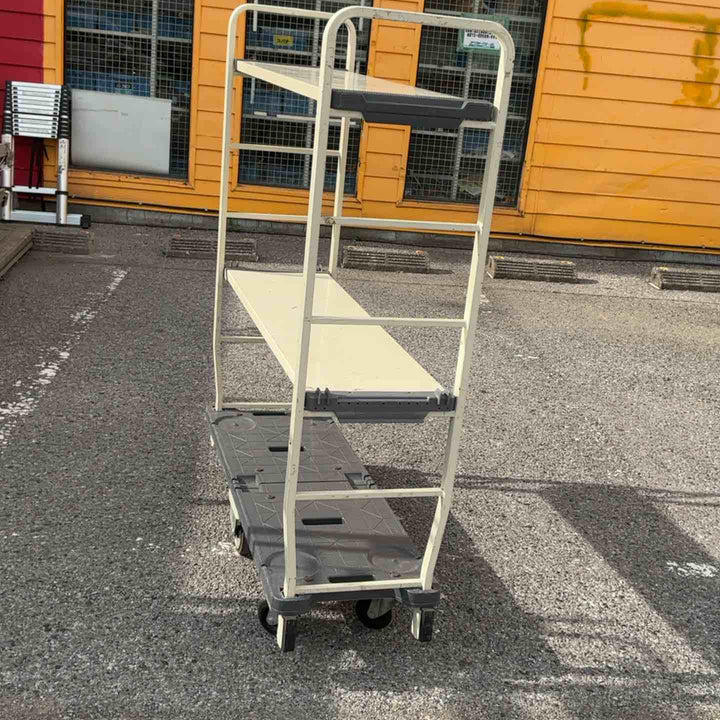 【店頭受取り限定】KAWAJUN　6輪台車　棚板2枚付き【草加店】