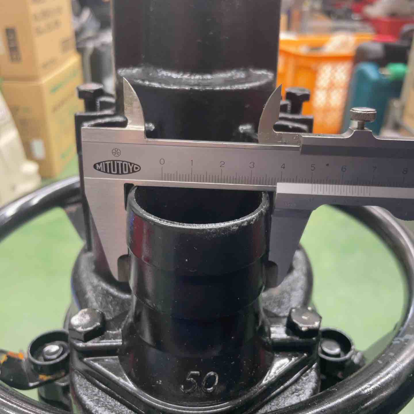 鶴見製作所(ツルミ) 耐圧防爆用水中ポンプ 50KTX2.4S 100V 50Hz 【佐川