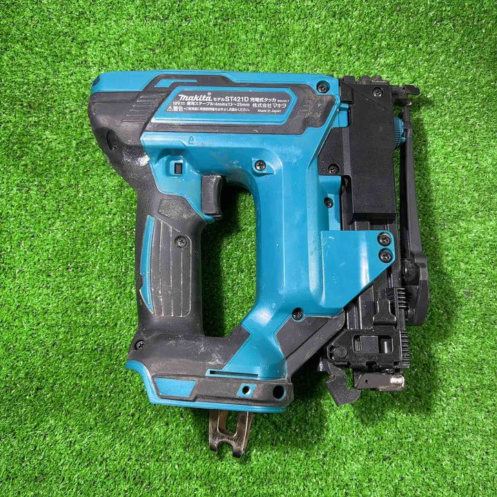 ★マキタ(makita) コードレスタッカ 18V ST421DRG 動作確認済【川口店】