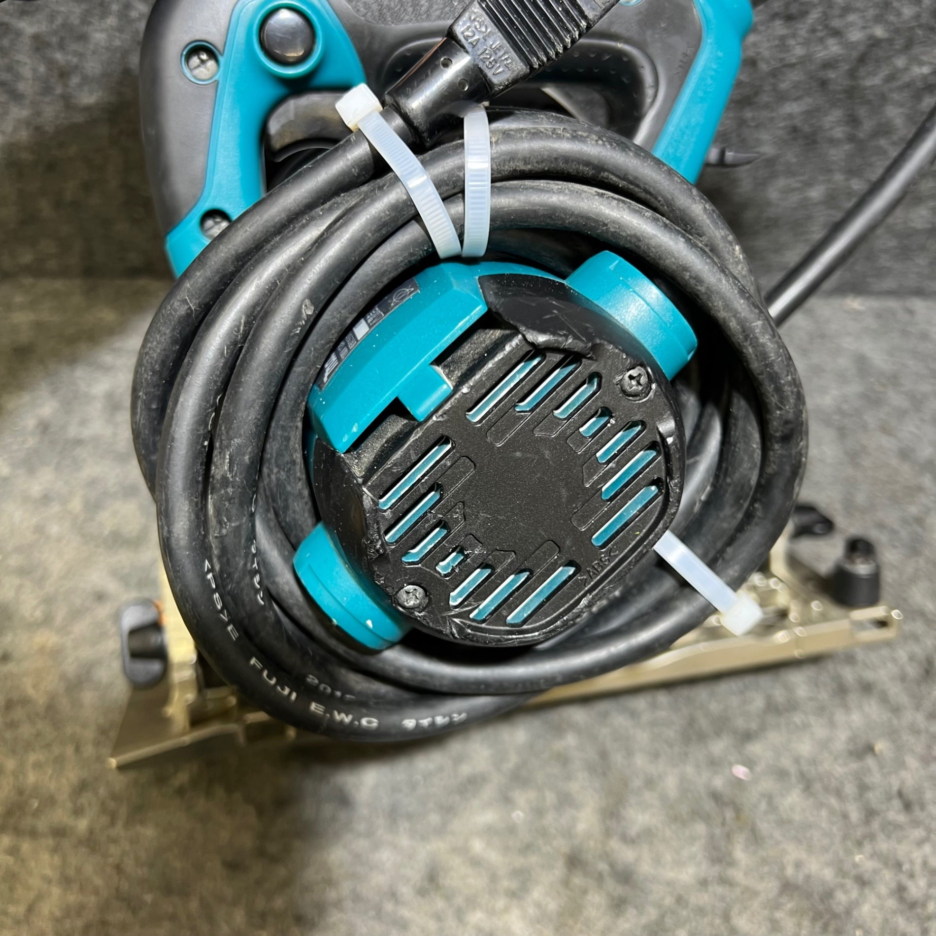 ☆マキタ(makita) 電子マルノコ 5732C【桶川店】 – アクトツール