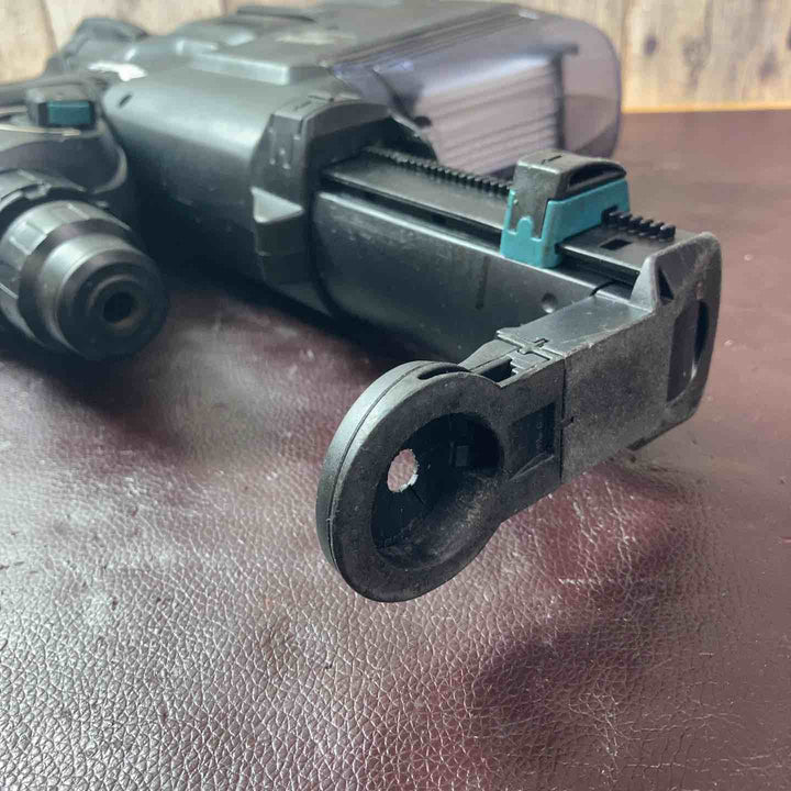 【中古品】マキタ(makita) 充電式ハンマードリル HR244DZBKV 18V 集じんシステム バッテリー付属【東大和店】