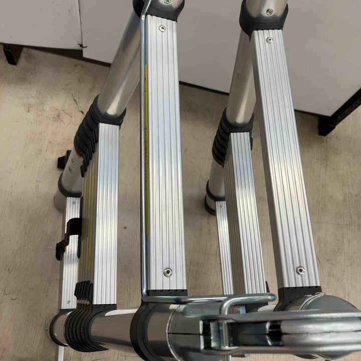 【店頭受取り限定】アルミ製伸縮式はしご EN131CE【川越店】