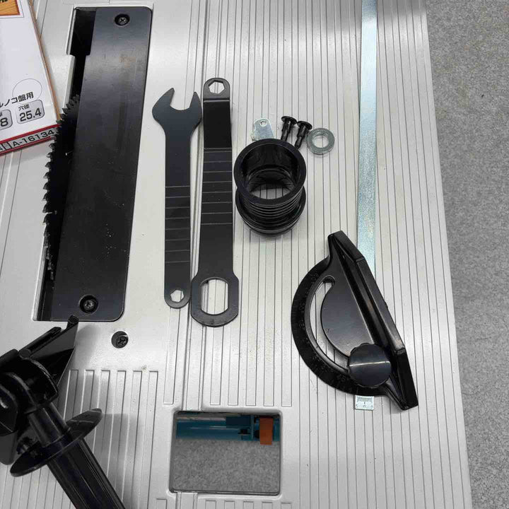 【店頭受取り限定】★マキタ(makita) マルノコ盤 2703【八潮店】