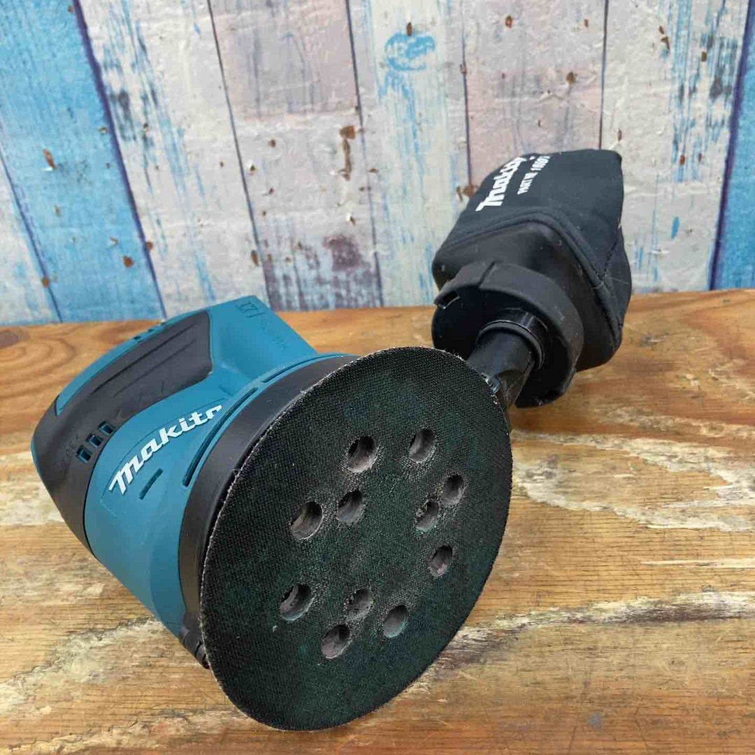 ★マキタ(makita) コードレスランダムオービットサンダ BO180DZ【柏店】