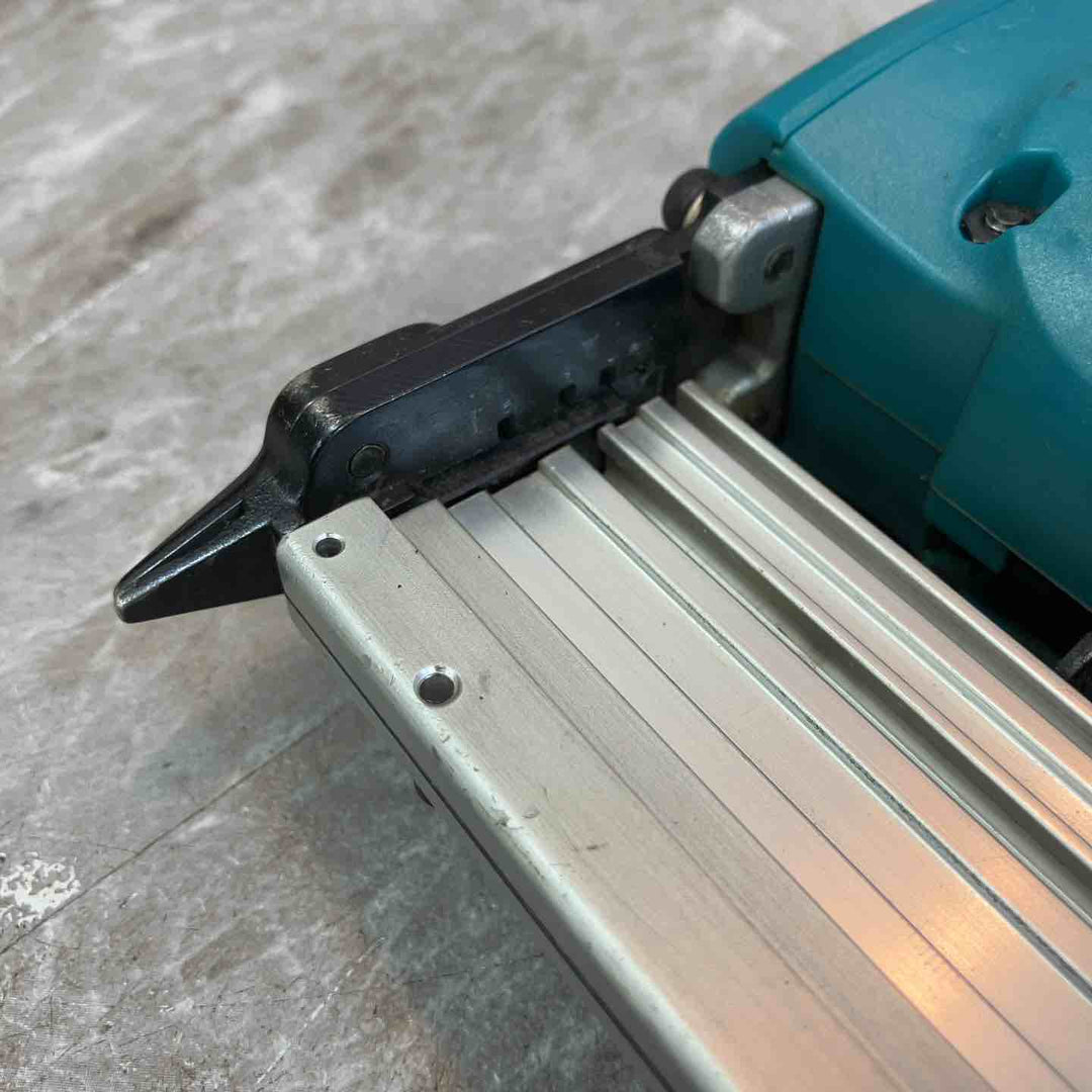 ◇マキタ(makita) コードレスピンタッカ PT350DZ【八潮店】